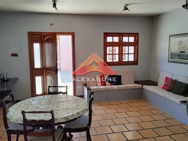 Casa com 120m² 3 quartos e 2 banheiros, à venda, no bairro Maranduba em Ubatuba
