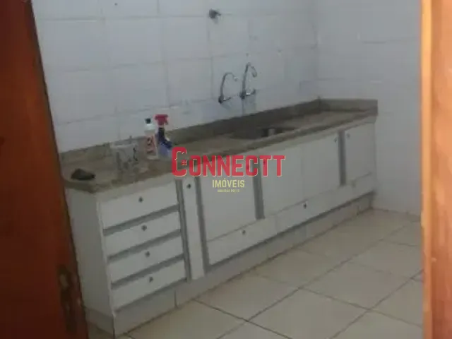 Casa com 160m² 2 quartos e 3 banheiros, à venda, no bairro Residencial Parque dos Servidores em Ribeirão Preto