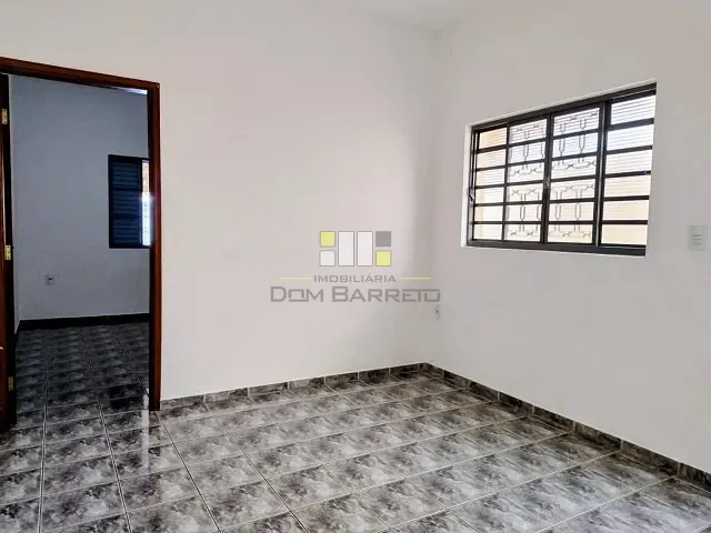 Casa com 125m² 2 quartos e 1 banheiro, para alugar, no bairro Parque Residencial Casarão em Sumaré