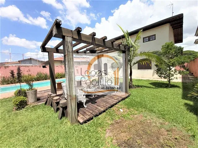 Casa com 600m² 8 quartos e 5 banheiros, à venda, no bairro Morumbi em Atibaia