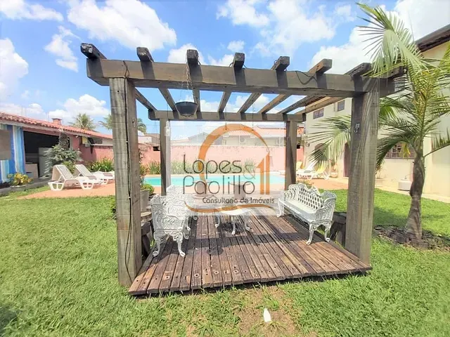 Casa com 600m² 8 quartos e 5 banheiros, à venda, no bairro Morumbi em Atibaia