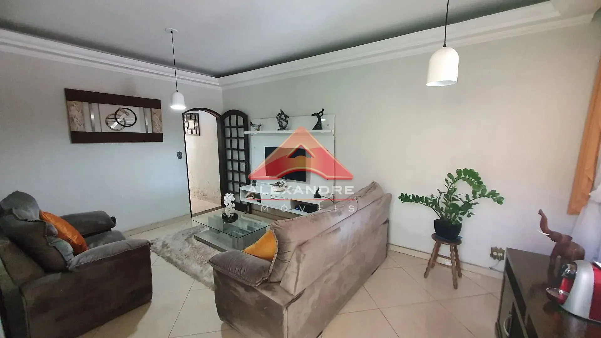 Casa, 3 quartos, 197 m² - Foto 2