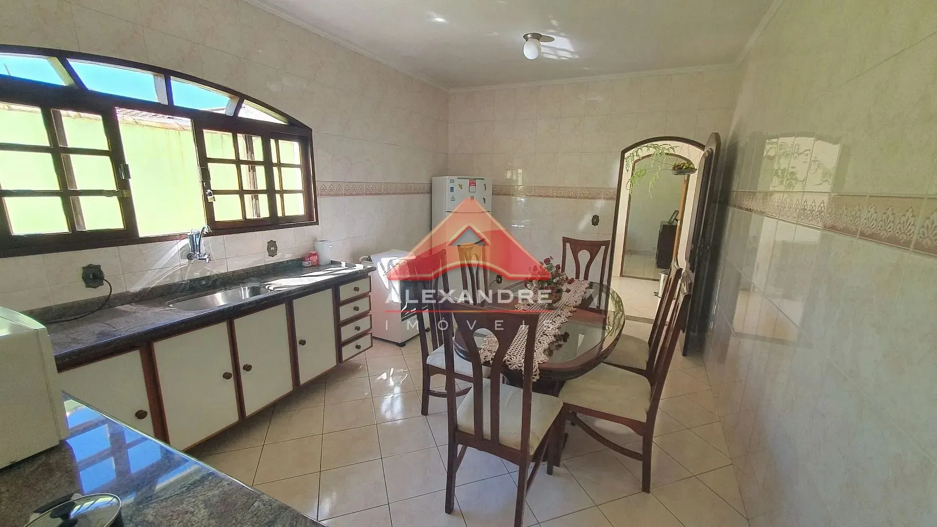 Casa, 3 quartos, 197 m² - Foto 4
