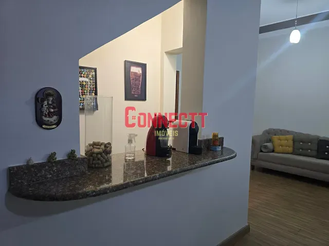 Casa com 250m² 3 quartos e 2 banheiros, à venda, no bairro Jardim Anhangüera em Ribeirão Preto