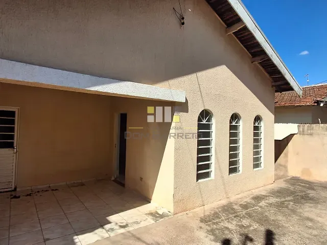 Casa com 250m² 2 quartos e 1 banheiro, à venda, no bairro Jardim Primavera em Sumaré
