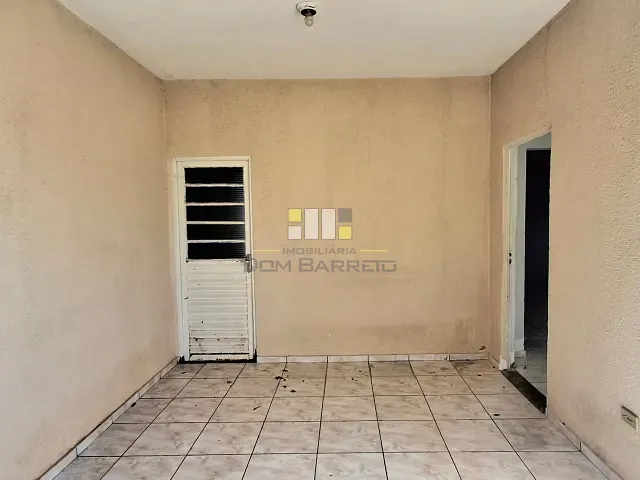 Casa com 250m² 2 quartos e 1 banheiro, à venda, no bairro Jardim Primavera em Sumaré