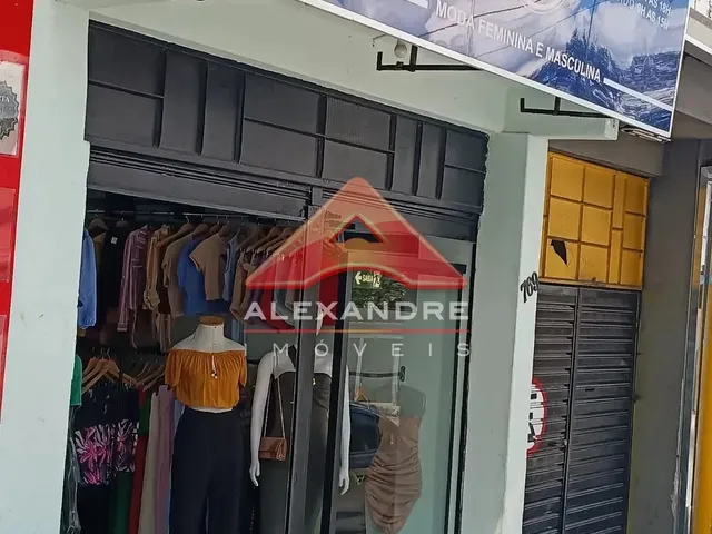 Casa com 150m² 2 quartos e 1 banheiro, à venda, no bairro Jardim Ismênia em São José Dos Campos