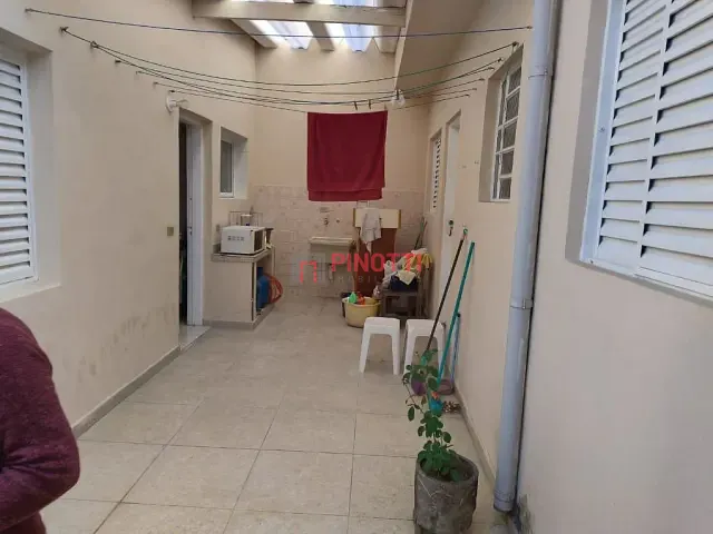 Casa 2 quartos e 1 banheiro, à venda, no bairro Jardim Paramount em São Bernardo do Campo