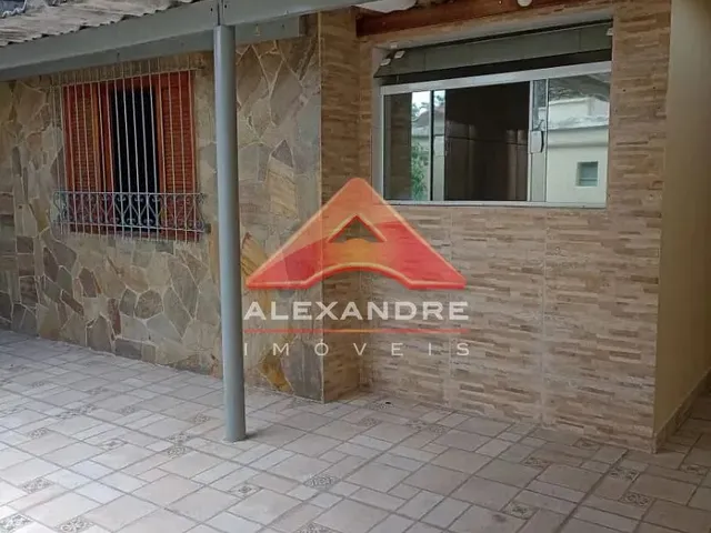 Casa com 200m² 3 quartos e 1 banheiro, à venda, no bairro Vila Industrial em São José Dos Campos