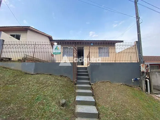 Casa com 104m² 3 quartos e 1 banheiro, à venda, no bairro Nova Rússia em Ponta Grossa