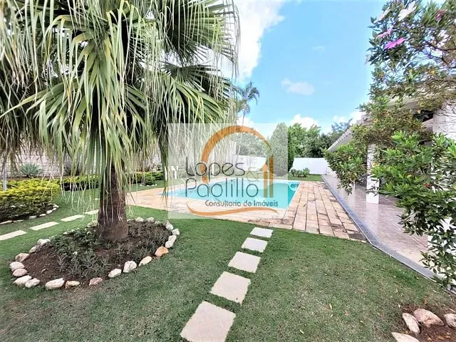 Casa com 832m² 3 quartos e 3 banheiros, à venda, no bairro Jardim Flamboyant em Atibaia