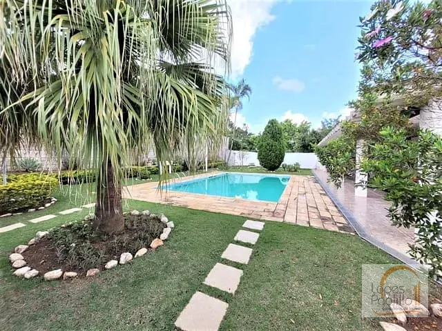Casa com 832m² 3 quartos e 3 banheiros, à venda, no bairro Jardim Flamboyant em Atibaia