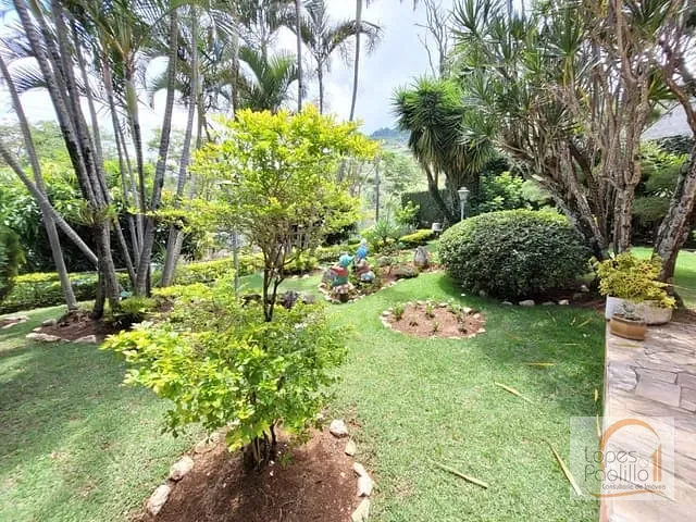 Casa com 832m² 3 quartos e 3 banheiros, à venda, no bairro Jardim Flamboyant em Atibaia