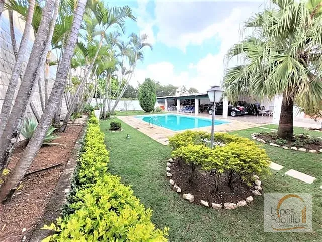 Casa com 832m² 3 quartos e 3 banheiros, à venda, no bairro Jardim Flamboyant em Atibaia