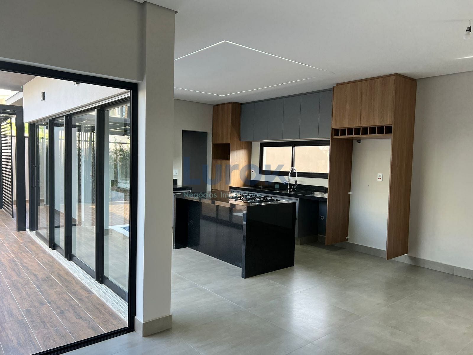 Casa, 3 quartos, 230 m² - Foto 3