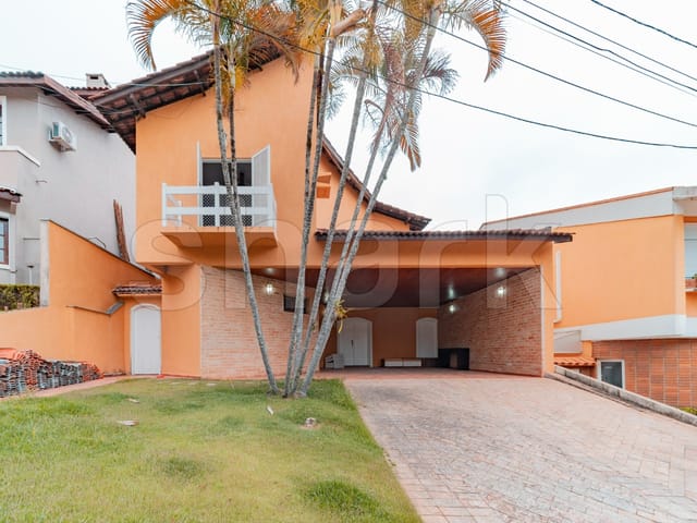 Casa com 360m² 4 quartos e 4 banheiros, à venda, no bairro Alphaville em Santana de Parnaíba