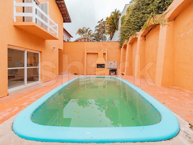 Casa com 360m² 4 quartos e 4 banheiros, à venda, no bairro Alphaville em Santana de Parnaíba
