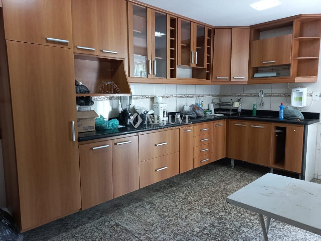 Casa à venda com 4 quartos, 130m² - Foto 4