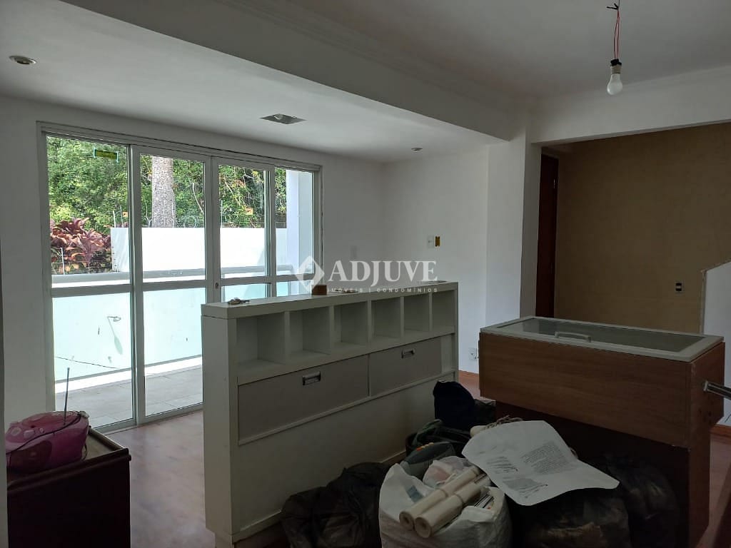 Casa à venda com 4 quartos, 130m² - Foto 6