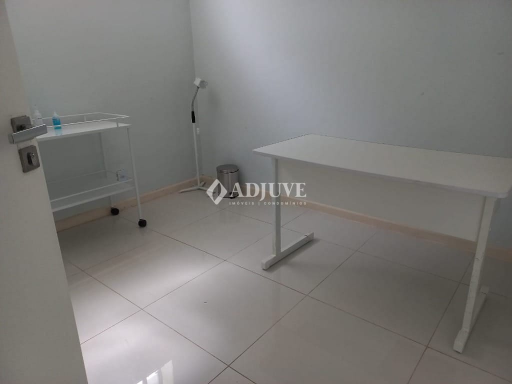 Casa à venda com 4 quartos, 130m² - Foto 22