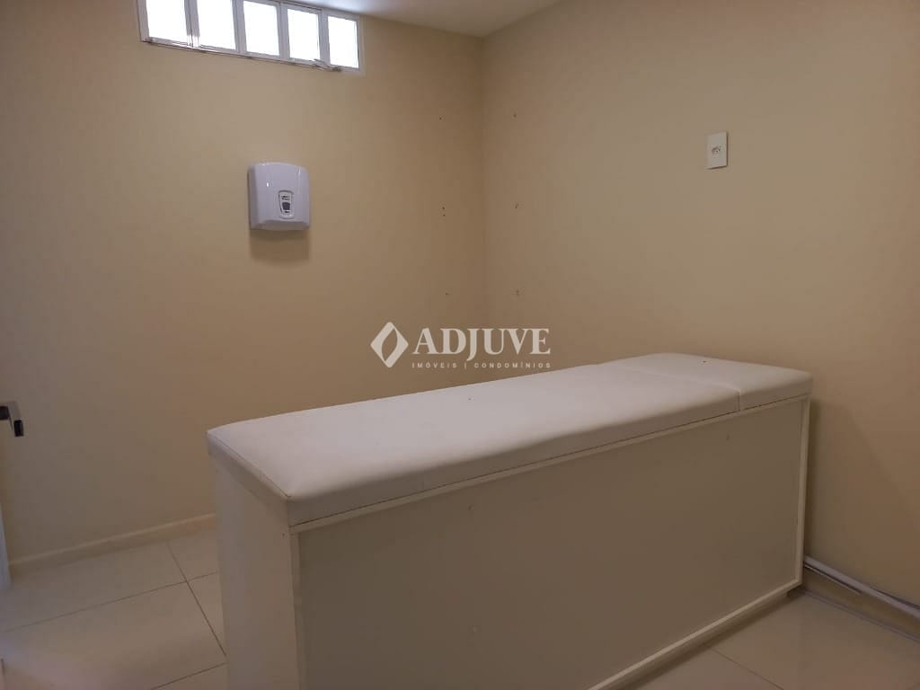 Casa à venda com 4 quartos, 130m² - Foto 21