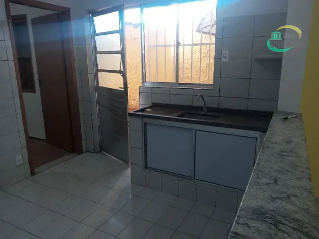 Casa com 253m² 2 quartos e 1 banheiro, para alugar, no bairro Jardim Eulina em Campinas