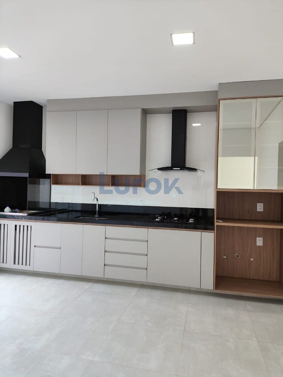 Casa à venda com 3 quartos, 140m² - Foto 8