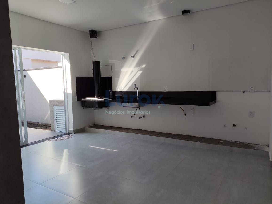 Casa à venda com 3 quartos, 140m² - Foto 29