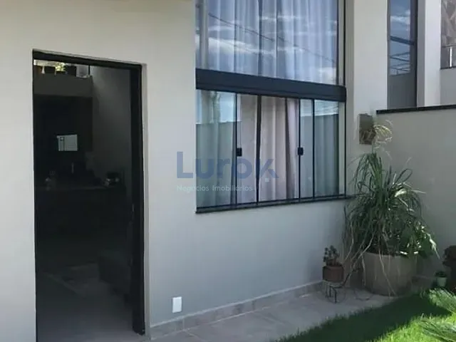 Casa com 250m² 3 quartos e 3 banheiros, à venda, no bairro Marambaia em Vinhedo