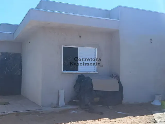 Casa com 324m² 3 quartos e 1 banheiro, à venda, no bairro Massaguaçu em Caraguatatuba