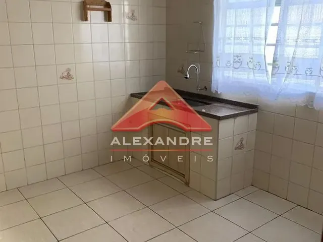 Casa com 125m² 3 quartos e 2 banheiros, à venda, no bairro Jardim Ismênia em São José Dos Campos