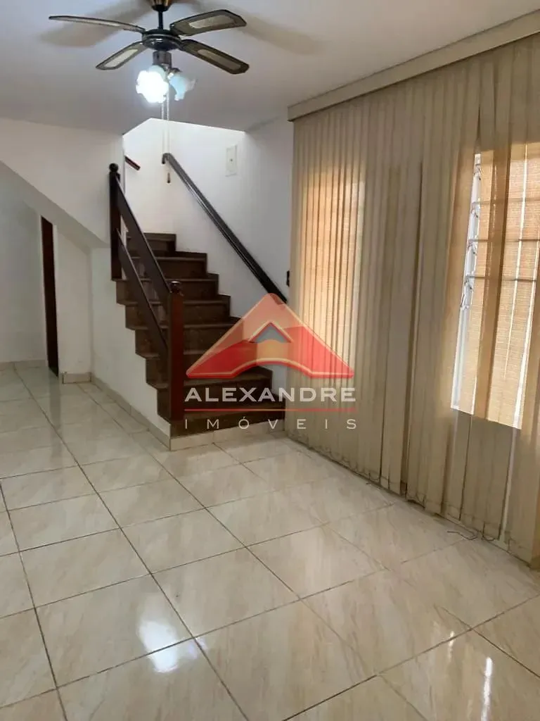 Casa, 3 quartos, 116 m² - Foto 2