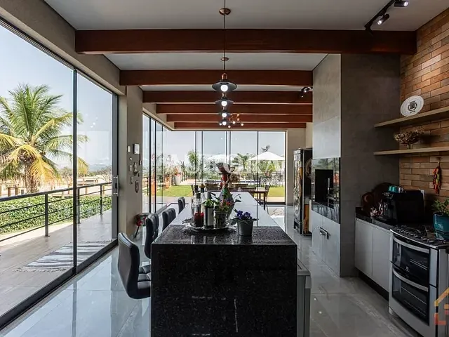 Casa com 1440m² 3 quartos e 5 banheiros, à venda, no bairro Zona Rural em Porecatu