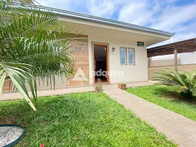 Casa 4 quartos e 3 banheiros, à venda, no bairro Uvaranas em Ponta Grossa