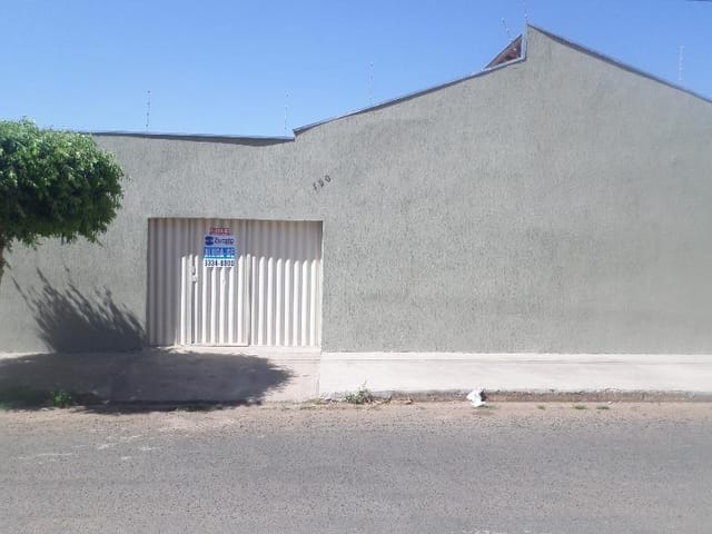 Foto do Casa - Casa com 2 dormitórios para alugar, 10 m² por R$ 1.492,00/mês - Jardim Maracanã - Uberaba/MG | ZUCATO IMOBILIARIA LTDA