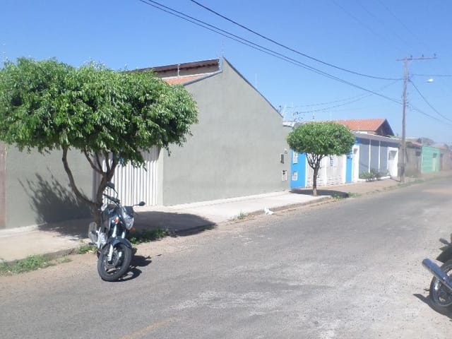 Foto do Casa - Casa com 2 dormitórios para alugar, 10 m² por R$ 1.492,00/mês - Jardim Maracanã - Uberaba/MG | ZUCATO IMOBILIARIA LTDA