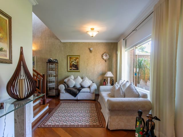 Foto do Casa - Casa tipo para venda em Jardim Los Angeles com 4 quartos, sendo 1 suíte, 209m² | Lares e Andares Imóveis