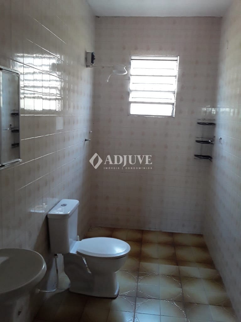 Casa à venda com 3 quartos, 125m² - Foto 4