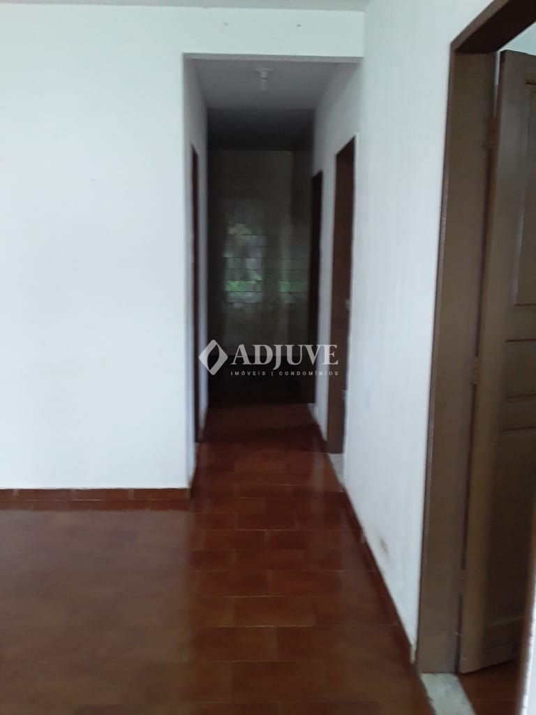 Casa à venda com 3 quartos, 125m² - Foto 9