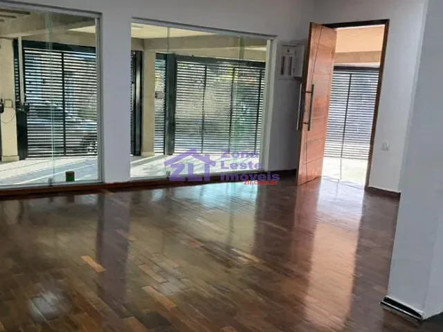 Casa com 250m² 2 quartos e 4 banheiros, para alugar, no bairro Jardim Textil em São Paulo