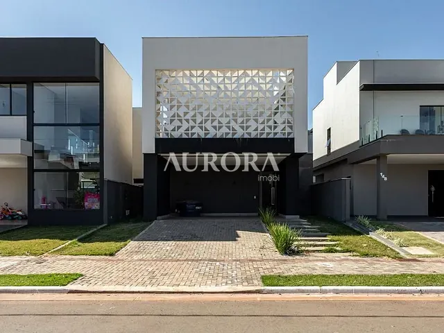 Casa com 255m² 3 quartos e 4 banheiros, à venda, no bairro Abussafe em Londrina