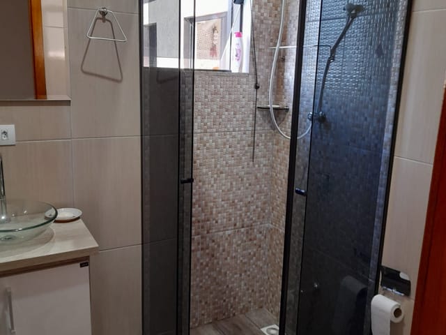 Casa com 180m² 2 quartos e 4 banheiros, à venda, no bairro Residencial Mombaça em Pindamonhangaba