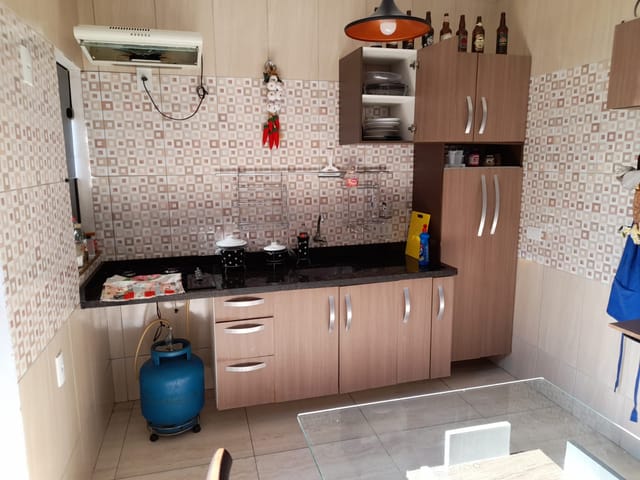 Casa com 180m² 2 quartos e 4 banheiros, à venda, no bairro Residencial Mombaça em Pindamonhangaba