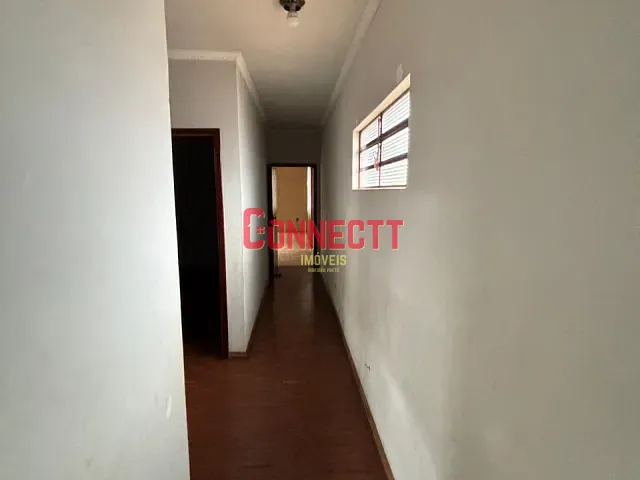 Casa com 300m² 3 quartos e 2 banheiros, à venda, no bairro Centro em Brodowski