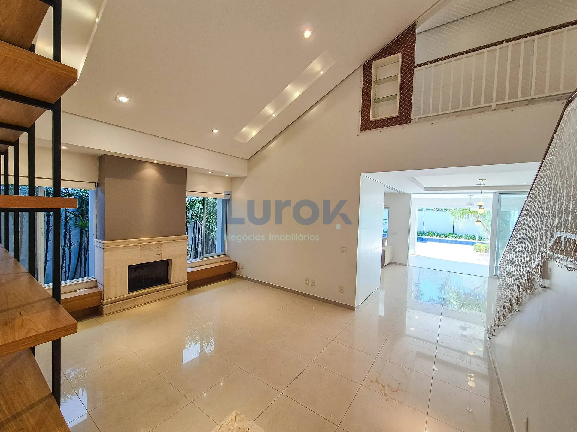 Casa, 4 quartos, 342 m² - Foto 2