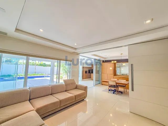 Casa com 500m² 4 quartos e 3 banheiros, para alugar, no bairro Jardim Paiquerê em Valinhos
