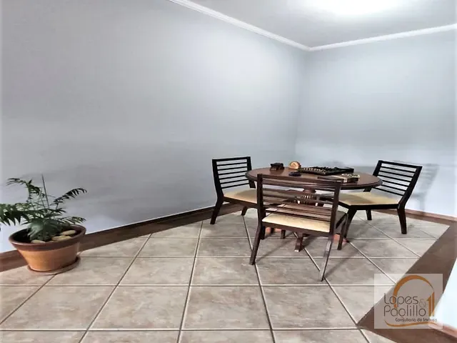 Casa com 385m² 4 quartos e 5 banheiros, à venda, no bairro Jardim Paulista em Atibaia