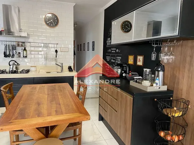 Casa com 140m² 2 quartos e 1 banheiro, à venda, no bairro Jardim Limoeiro em São José Dos Campos