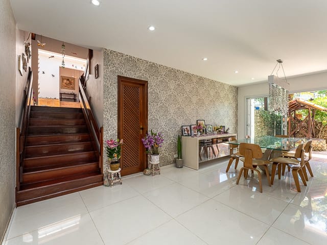 Foto do Casa - Casa para venda em Granja Viana com 6 quartos, sendo 4 suítes, 708m² | Lares e Andares Imóveis