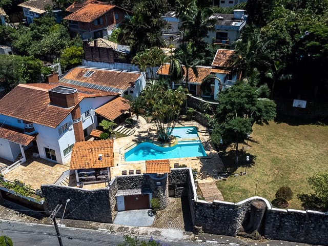 Foto do Casa - Casa para venda em Granja Viana com 6 quartos, sendo 4 suítes, 708m² | Lares e Andares Imóveis